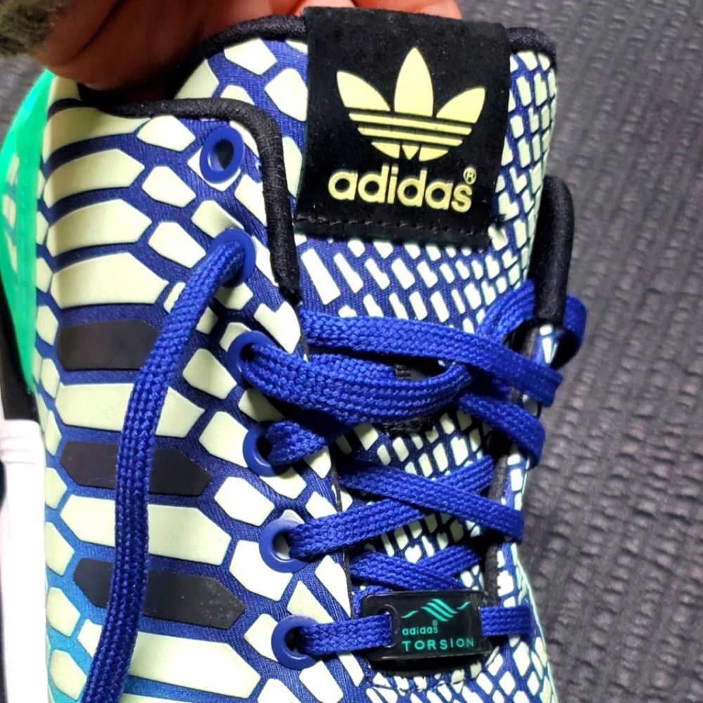 Adidas torsion